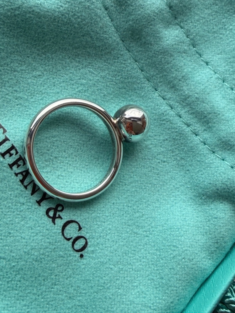 Tiffany & Co. Silver Ball Ring on Tiffany Blue Pouch Size 5 (Never Worn)